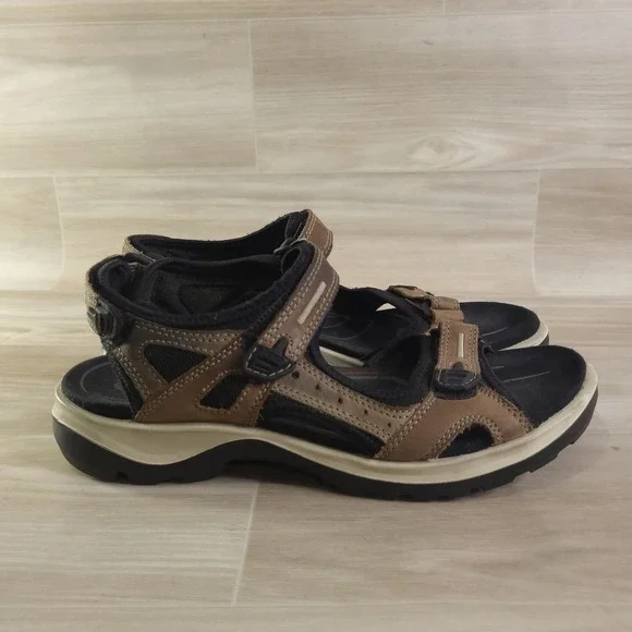 ECCO Yucatan Sandals Mens 41 Brown Leather Hiking Sport Walking 069564