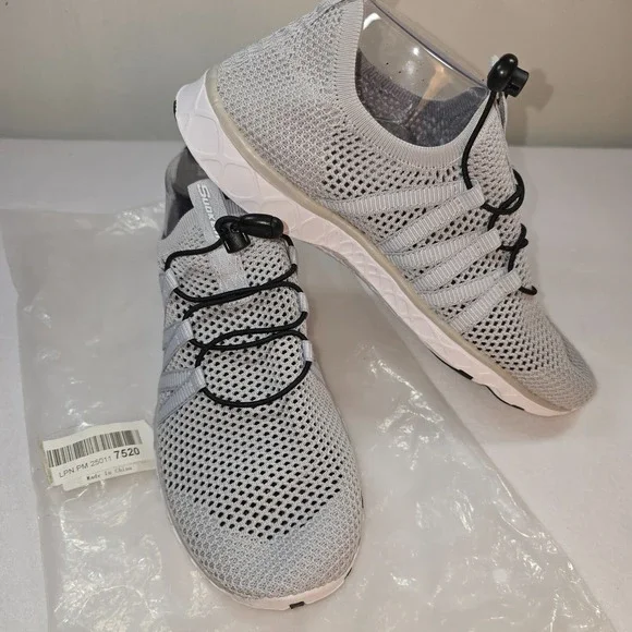 Womens 11 Water Shoes Aqua Sneakers Gray Mesh Quick Dry Lightweight Beach Swim
