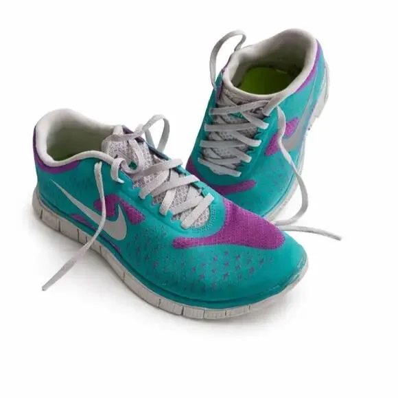 NiKe Free 4.0 V2 Flyknit Women's Size 8,  Running Shoes, Walking, Yoga