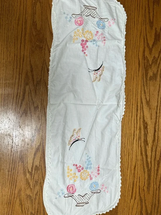 Vintage Embroidered White Butterfly Runner with Pastel Floral Motifs