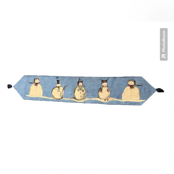 Winter Snowman Table Runner‎