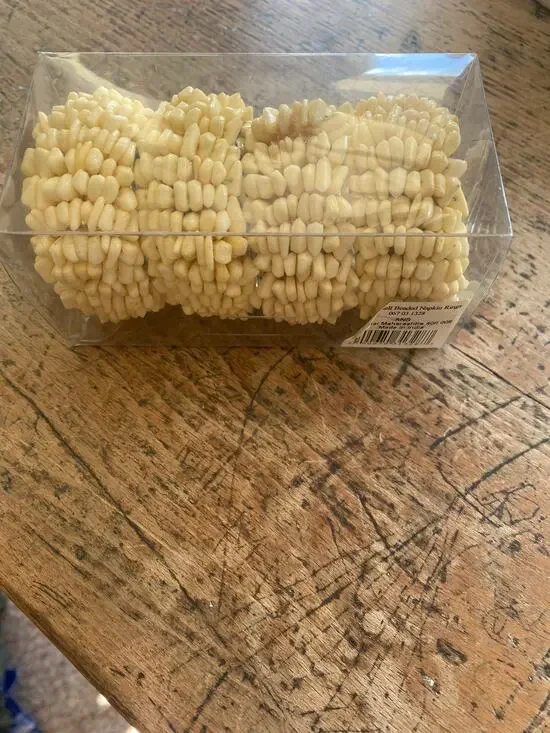 White Shell Beaded 4 Pack Napkin Rings NEW Made In India 1.5