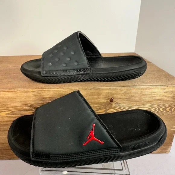 Nike Jordan Play Slide Sandal Mens 9 Black Anthracite Athleisure Red DC9835-061