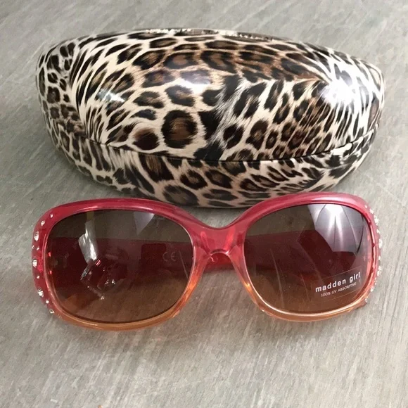 Madden Girl Sunglasses with Leopard Print Case