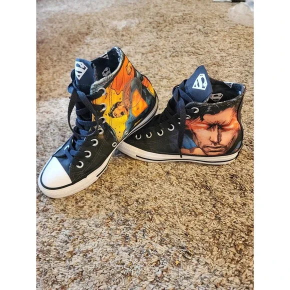 Converse x DC Comics Superman Rebirth Chuck Taylor All Star High Top Women 6.5
