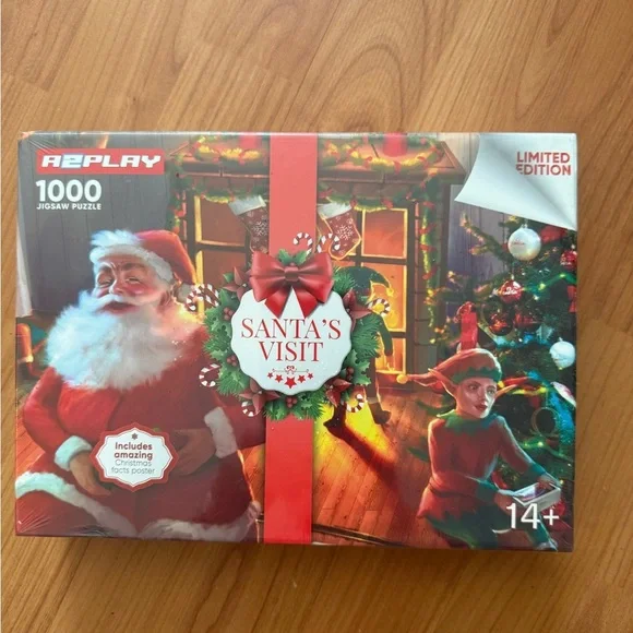 Replay Santa's Visit Jigsaw Puzzle - Red and Green