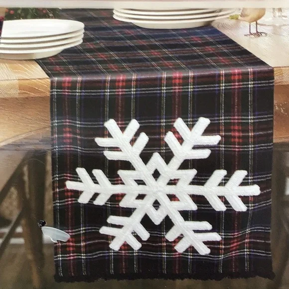 Santa’s Workshop Plaid Embroidered White Snowflake Applique Table Runner 72” NWT