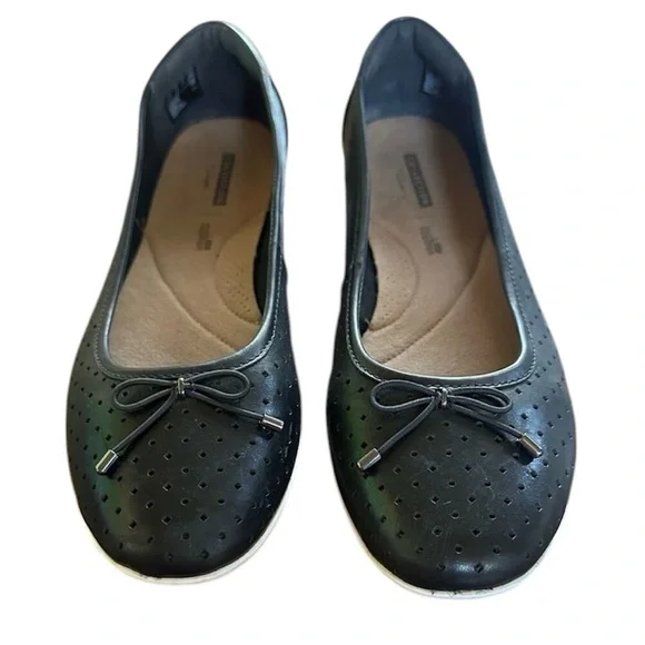 Clarks Women’s Leather Ballet Flats Black, Size 10M