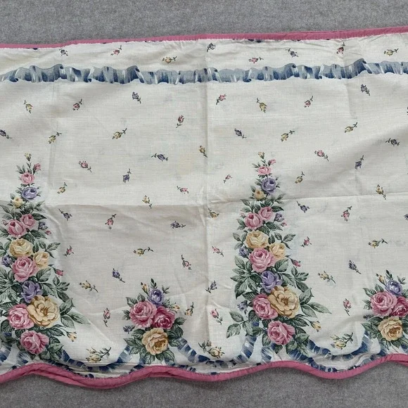 Spring Summer Blossoms and Blooms Floral Table Runner 90