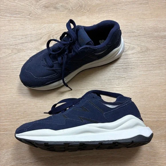 New‎ Balance 57/40 Sneakers W9.5/M7.5 Color Navy