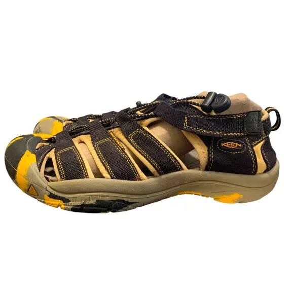 Keen‎ Mens Water Sandals Shoes Straps Closed Toe Yellow Black Outdoor Footwear
