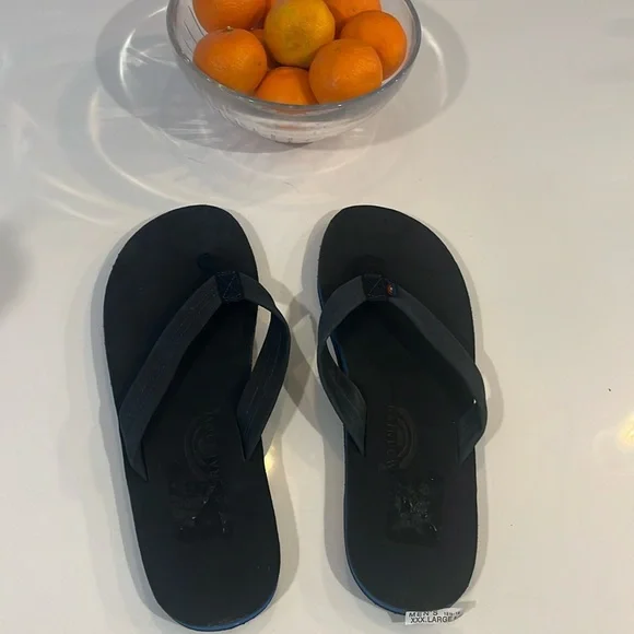 Rainbow Sandals NWT