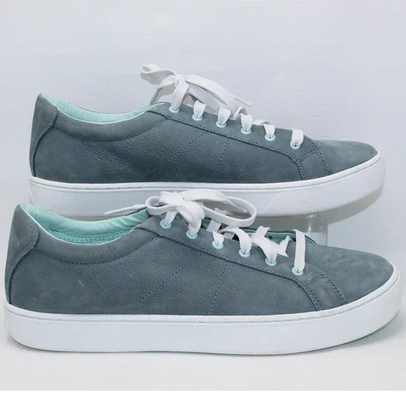 LL Bean Womens 9.5 Medium Blue Leather Low Top Sneakers‎ Lace Up 519198