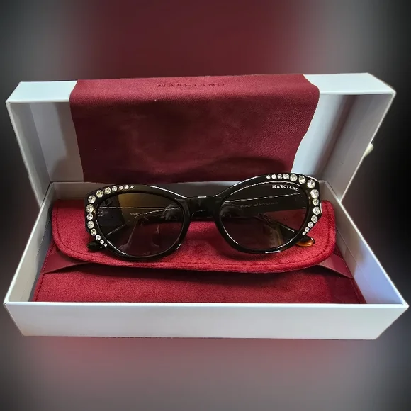 GUESS BY MARCIANO GM00001 Sun Glasses gradient Authentic New 55 Unisex