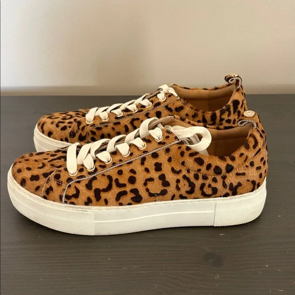 Jack Rogers Paige Platform Sneakers leopard print calf hair lace up Size 7‎