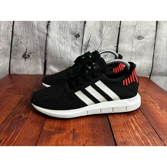 Adidas Originals Swift Run Men’s Size 7.5 Knit Sneakers Athletic Shoes
