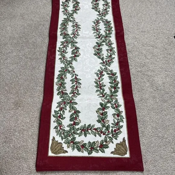 Lenox Holiday Nouveau Table Runner 90x14 Christmas Holly Damask *Read* No Tag