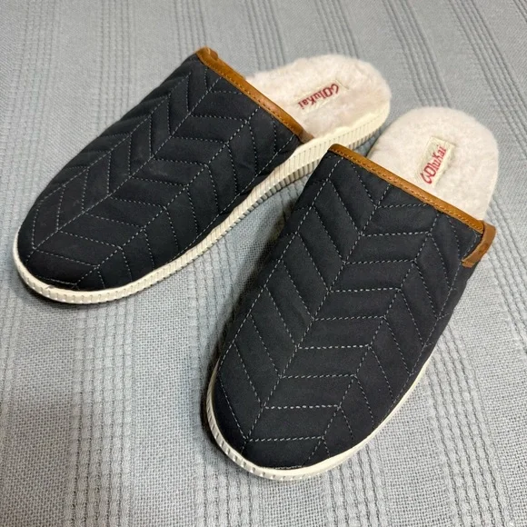 Men's OluKai MUA-M Sandals in Color Shadow and Bone Sz 11