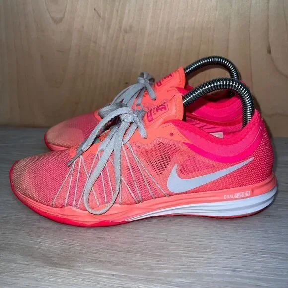 Nike Running Dual Fusion TR‎ HIT Racer Pink/ White 898469-600 Women's 6.5