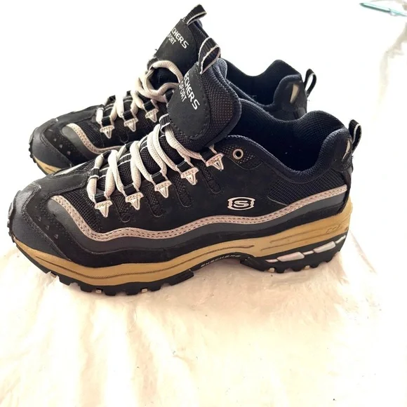 NWOT Skechers Sport Energy 2 1817 Black white Casual Sneakers SZ 5