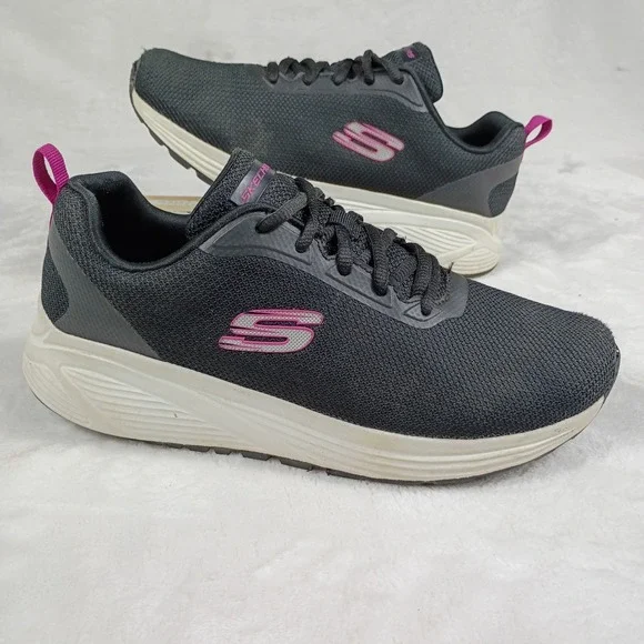 Skechers Sneakers Womens 8 Black  Mesh Lace Up Athletic Trainers