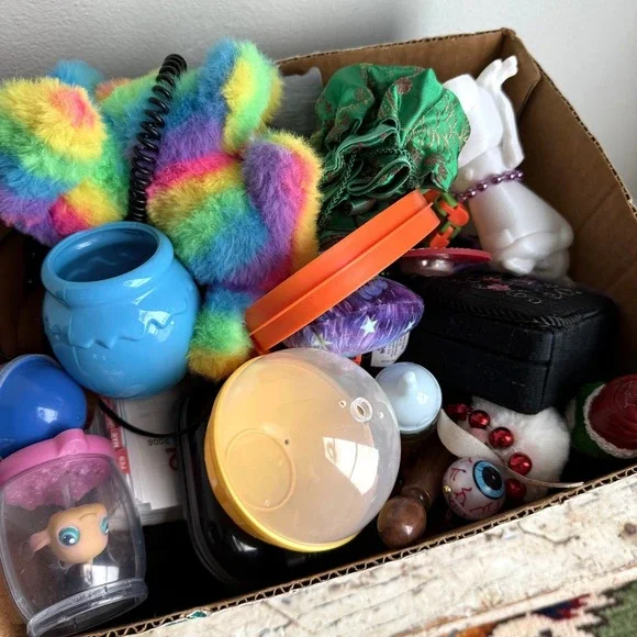 9 lbs Mixed Kids Toy Lot Fidget 3D Toys Plush Rainbow Sensory Novelty Assortment