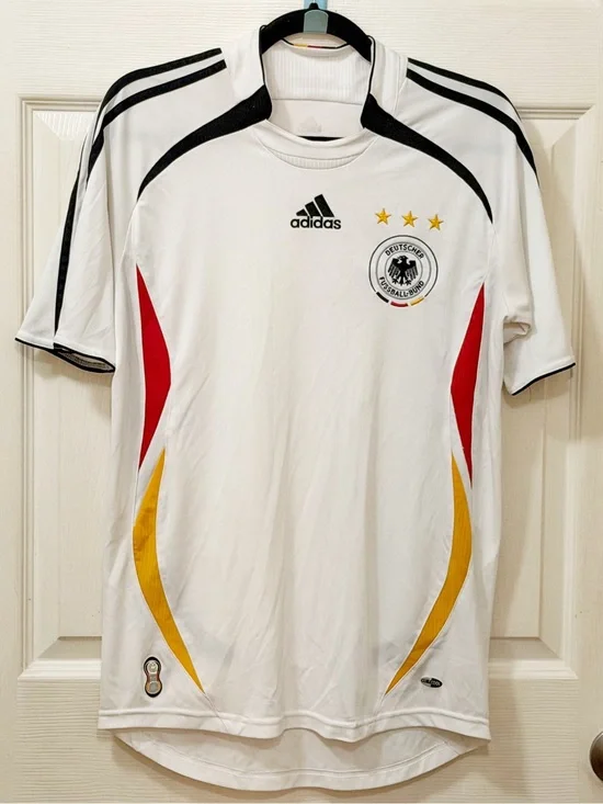 Vintage Adidas Germany 2006 World Cup white football unisex