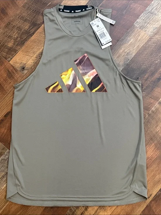 NWT Adidas AEROREADY Training Graphic Tank Top Medium Olive Flame Logo