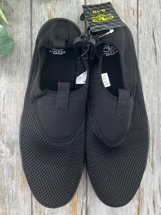 Men’s Beach Water Shoes Black Size 9-10