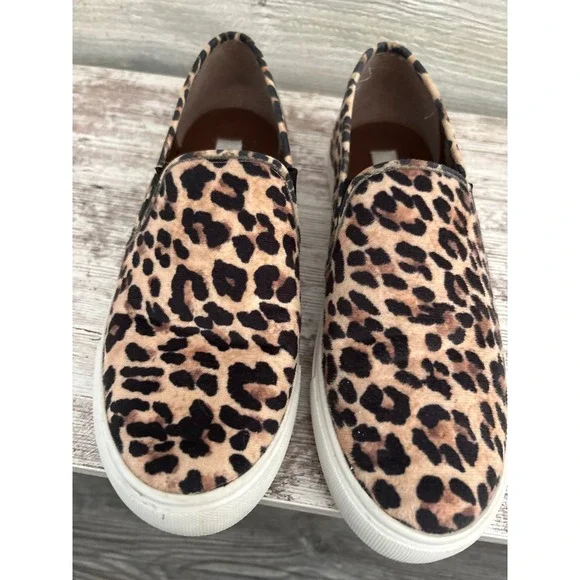 Steve Madden Leopard Print‎ Calf Hair Slip On SneakersAnimal Print Flats 8.5