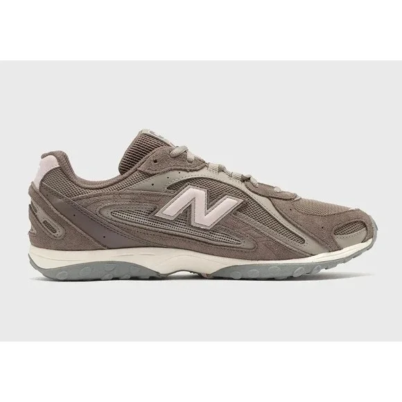 New Balance 204L Womens Size 7.5 Running Shoes Brown Pink Sneakers U204L273 NEW