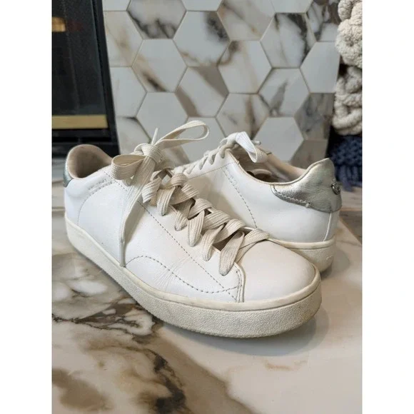 Coach C101 Sneakers Womens 10B White Silver Metallic Leather Low Top G3330