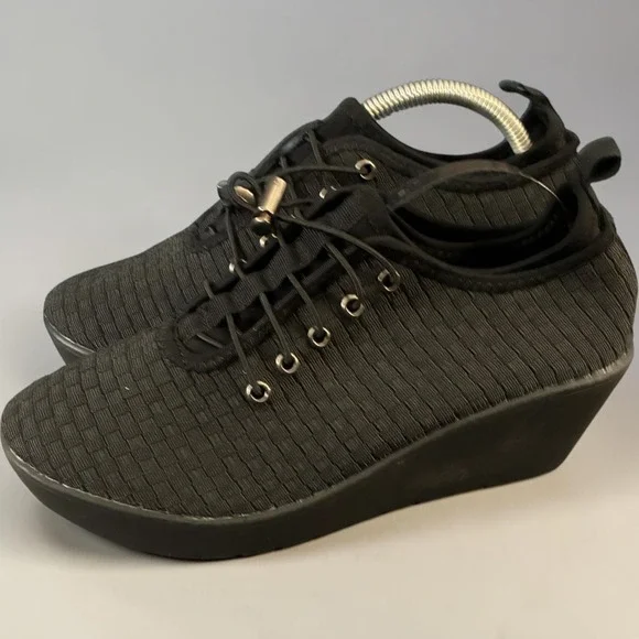 Steven by‎ Steve Madden Base Black Woven Wedge Bungee Lace Sneakers Womens 8.5