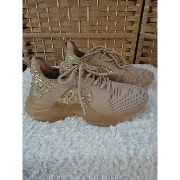 Steve Madden Women's Ganzo-R Blush Rhinestone Sneakers Beige Sz 8M
