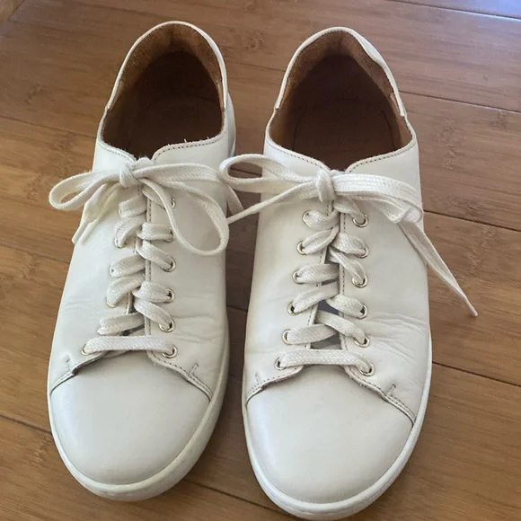 Beautiful Sezane Jack sneakers