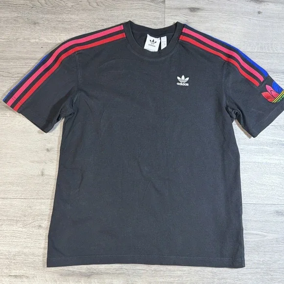 Adidas Originals Trefoil Tee Small Black‎ 3 Stripe Sleeve Logo