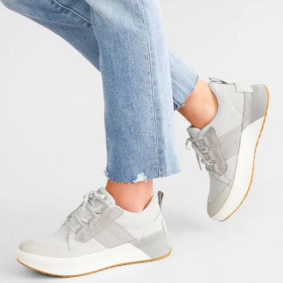 Sorel Out N About™ III Sneaker In Moonstone Dove Size 8.5