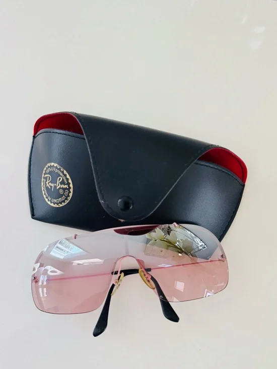 Vintage 🌸 Authentic Ray ban light pink rimless sunglasses