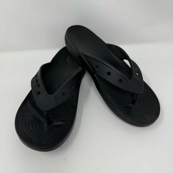 CROCS Black Sporty Sandals Mens‎ 8 or Womens 10