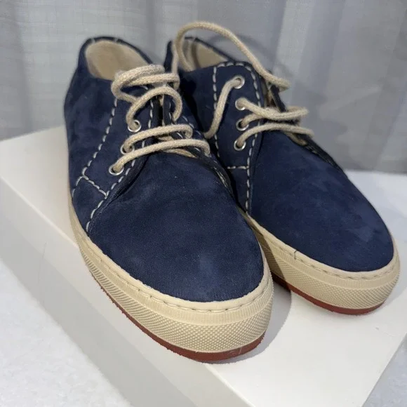 J. Peterman Company Blue Suede Lace Up Shoes Women's Shoe Size 11 Made In Italy