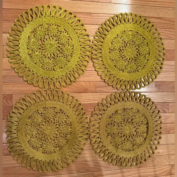 Set of Four VTG Green Crochet Raffia Chartreuse Placemats