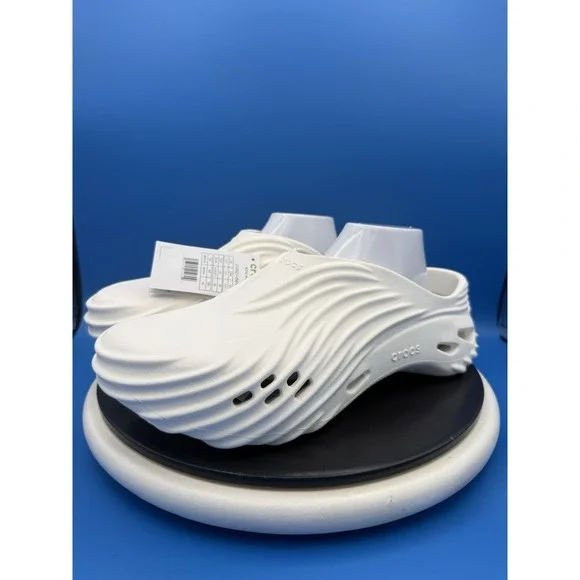 Crocs Echo Wave Mens Sz 12 Chalk White Slip On Clog Sandals Shoes Beach Fishing