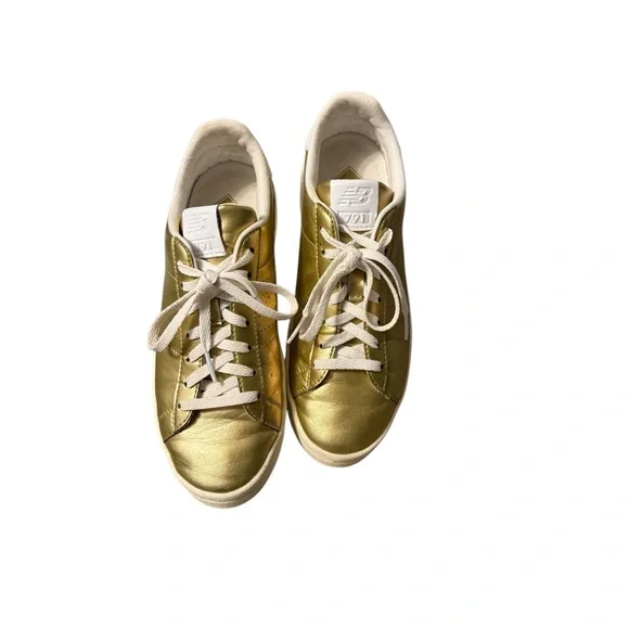 New Balance Gold Sneakers