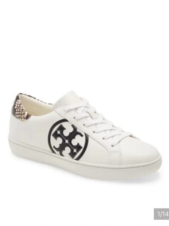 Tory Burch Leigh T-Logo Sneaker Size 5