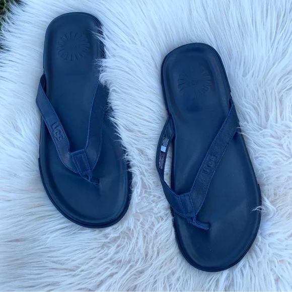 Ugg Bennison II Navy Thong Sandals 10 men’s 43 EU