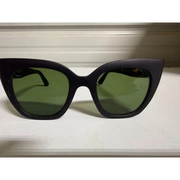 TOMS Sydney Matte Black Cat Eye Sunglasses Green Lens 50-23-148