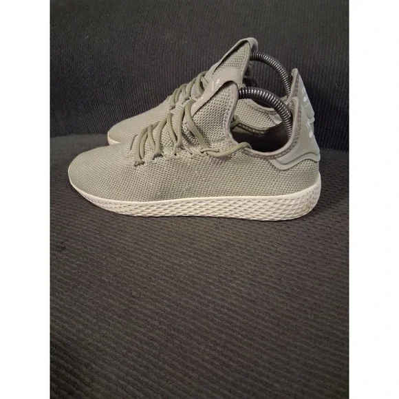 Adidas x Pharrell Williams CQ2298‎ HU Tennis Shoes Sneakers 7 US  40 EU