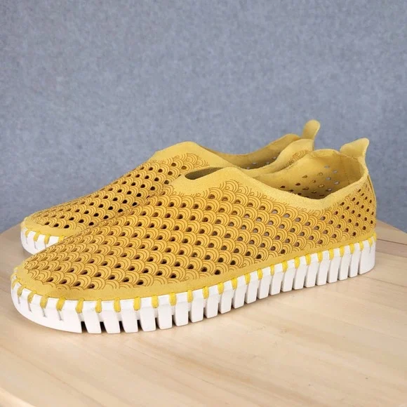 Ilse Jacobsen Tulip 139 Sneakers Women 39 Yellow Laser Cut Scalloped Slip On