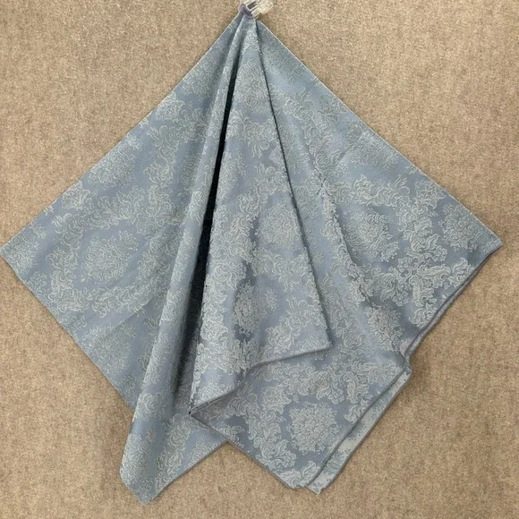 VTG Blue Damask Jacquard Floral‎ Scroll Fabric Tablecloth 48