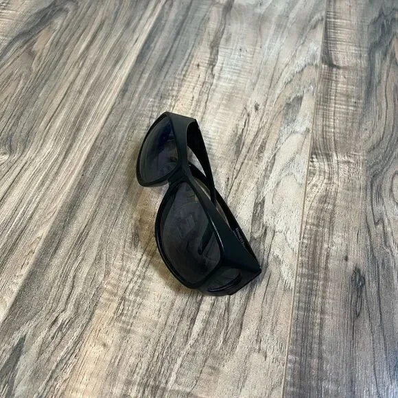 ‎Solar shield sunglasses